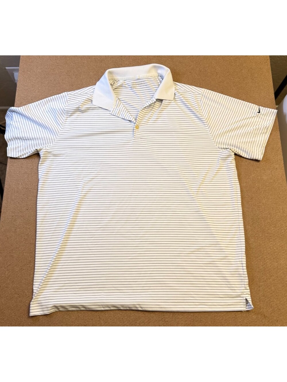 Men's 2XL Nike White Striped Short Sleeve Athletic Golf Polo Shirt